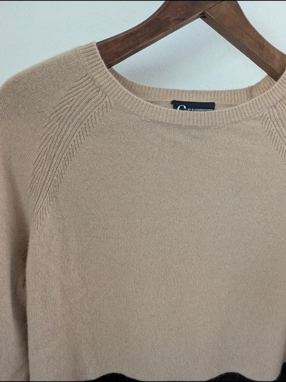 100% Cashmere Colorblock Sweater - Picture 3 of 5